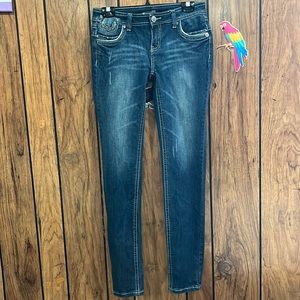 Women’s blue skinny low rise denim Size 9